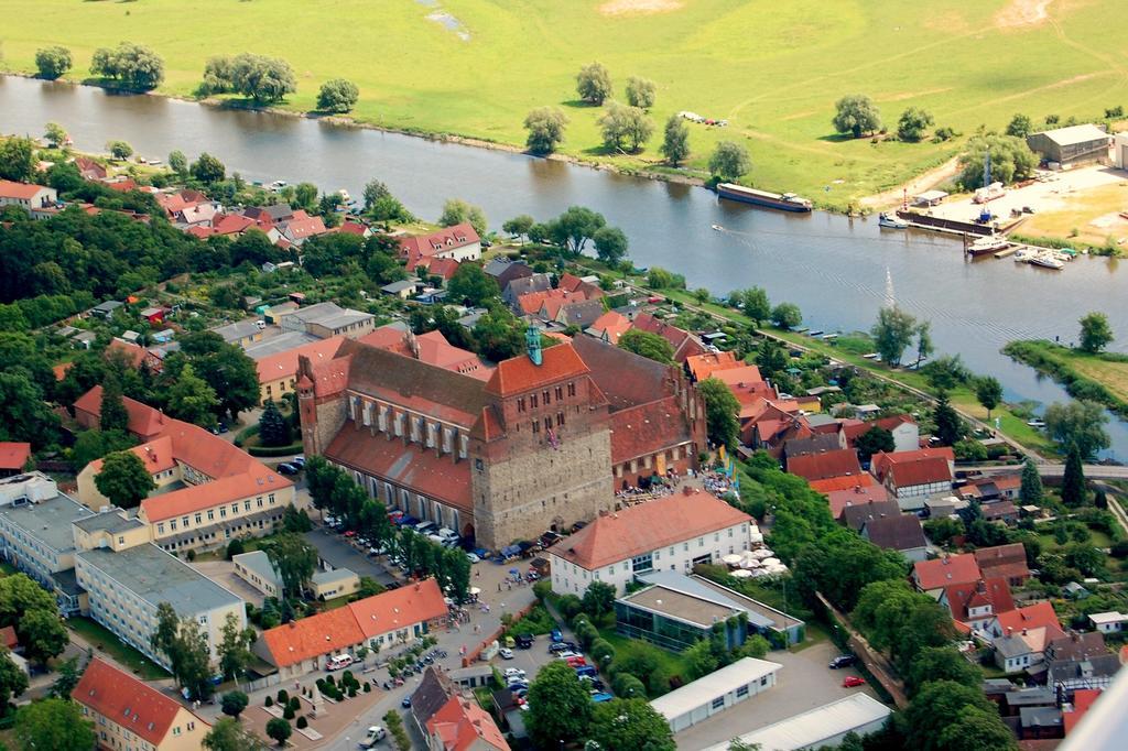 ARTHOTEL Kiebitzberg Havelberg Exterior foto